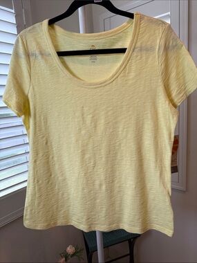 C&C California Lemon Yellow Scoop Neck Short Sleeve Tee